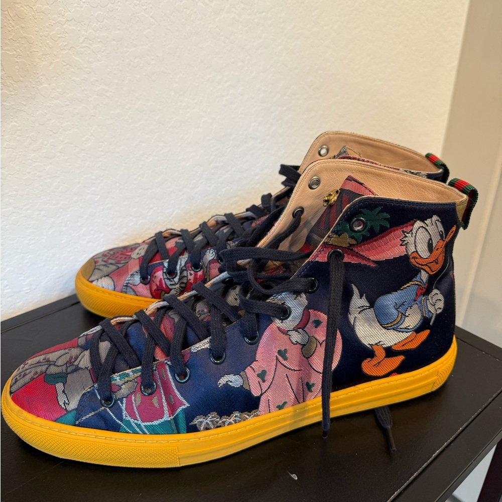 Stylish Multicolor High-Top Sneakers - Picture 4 of 12
